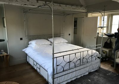 4 Poster Bed